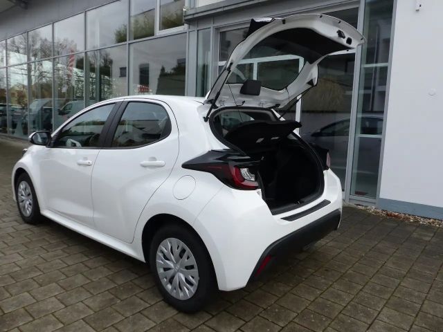 Toyota Yaris Comfort Hatchback