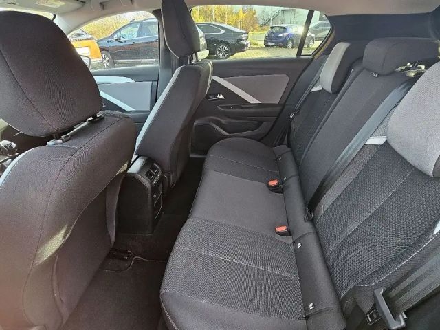 Opel Astra Business Edition