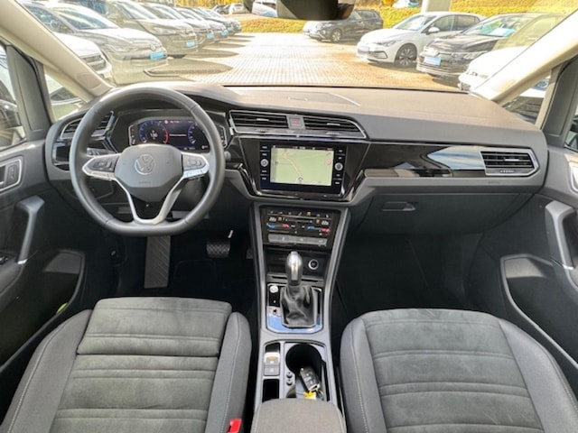 Volkswagen Touran 1.5 TSI Highline