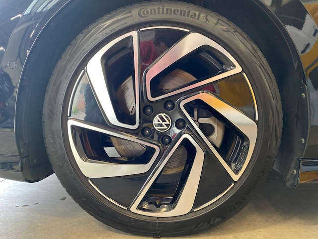 Volkswagen ID.7 IQ.Drive Pro