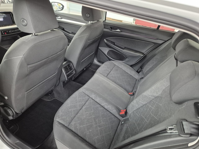 Volkswagen Golf 1.5 eTSI DSG Life Variant