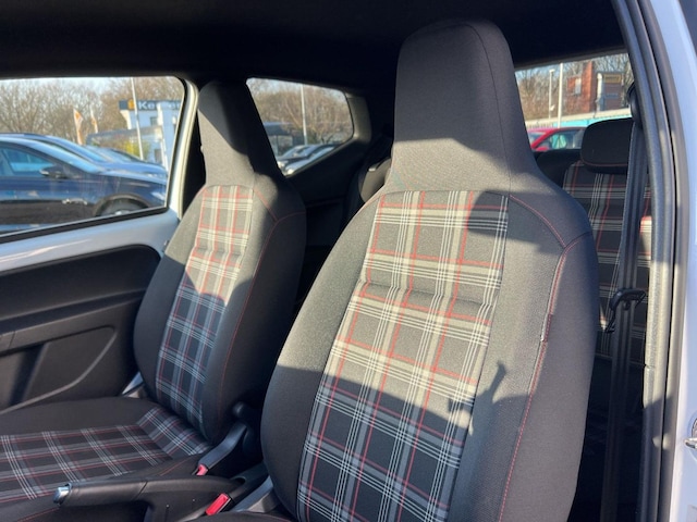 Volkswagen up! 1.0 TSI GTI