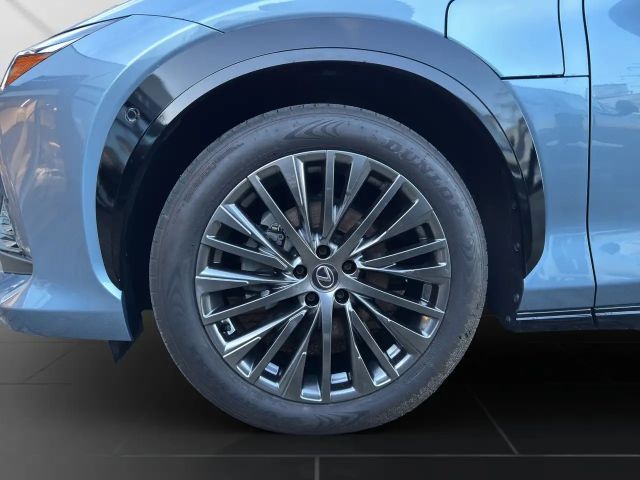 Lexus RZ Luxury Line