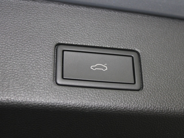 Volkswagen Golf 1.5 eTSI DSG Variant