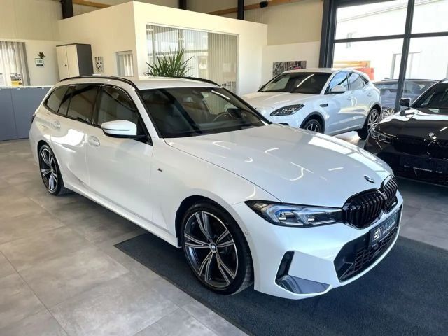 BMW 320 320d M-Sport Touring xDrive
