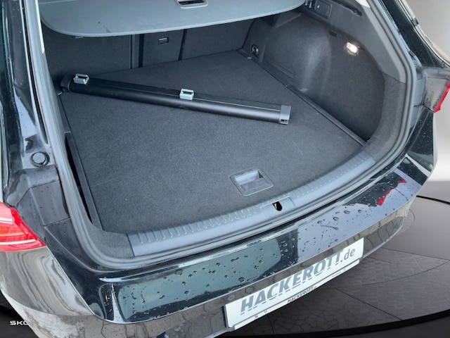 Seat Leon 1.5 eTSI DSG Sportstourer Xcellence