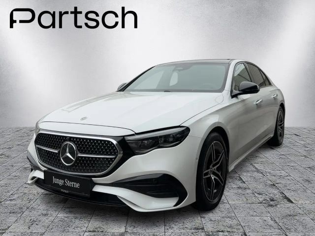 Mercedes-Benz E 220 AMG Line E 220 d Sedan