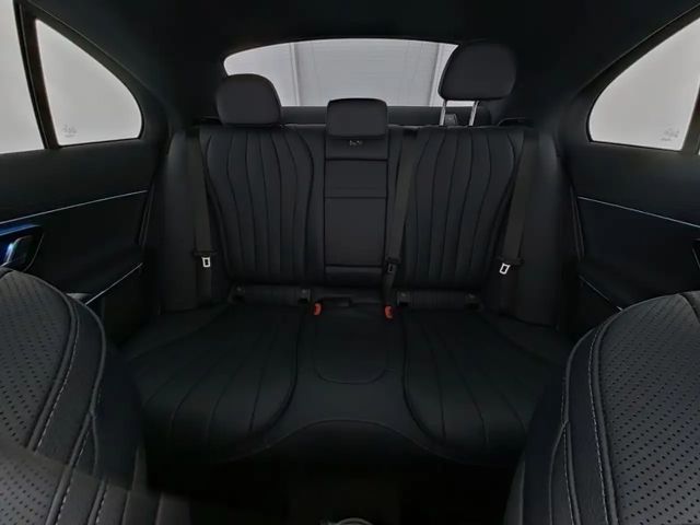 Mercedes-Benz E 450 4MATIC AMG Line Sedan