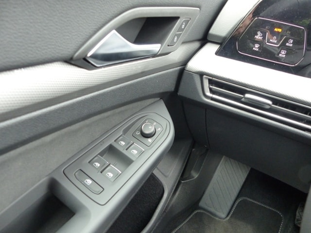 Volkswagen Golf 2.0 TDI DSG Variant