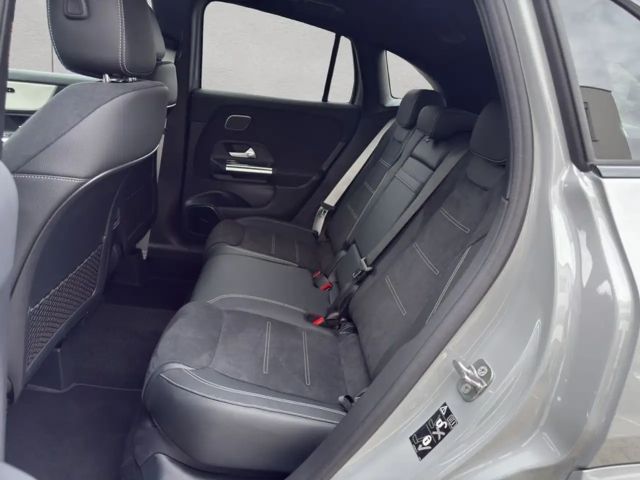 Mercedes-Benz GLA 220 GLA