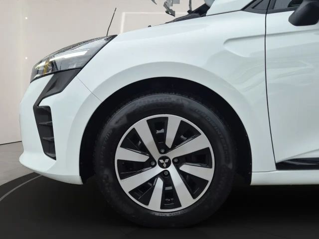 Mitsubishi Colt Basis