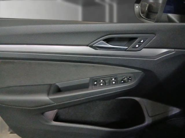 Volkswagen Golf 1.5 TSI Golf VIII Style