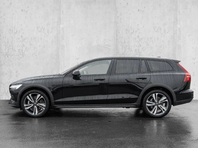 Volvo V60 Cross Country AWD Plus
