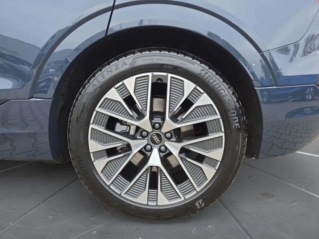 Audi Q8 e-tron 55 Quattro