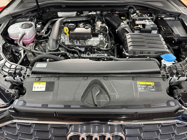 Audi A3 30 TFSI S-Line Sportback