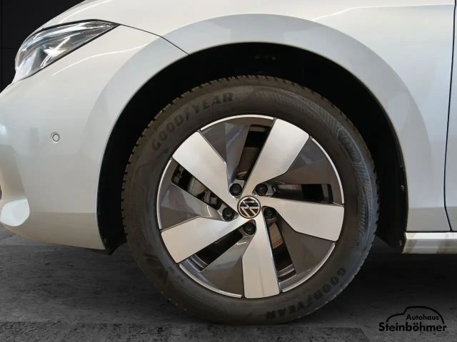 Volkswagen Passat 1.5 eTSI Business DSG