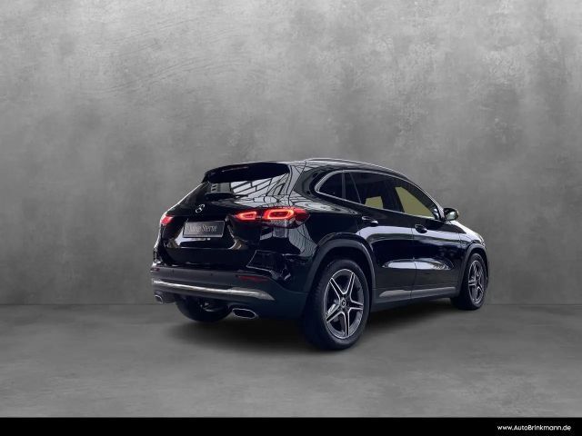Mercedes-Benz GLA 200 AMG Line