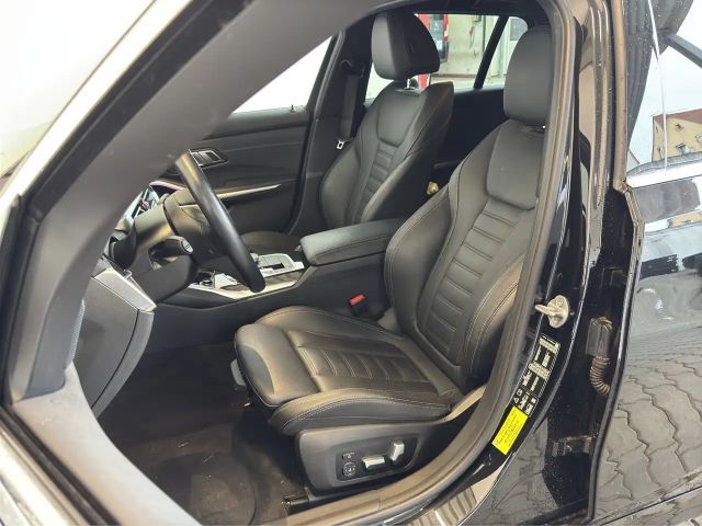 BMW 320 320d Luxury Line Touring xDrive