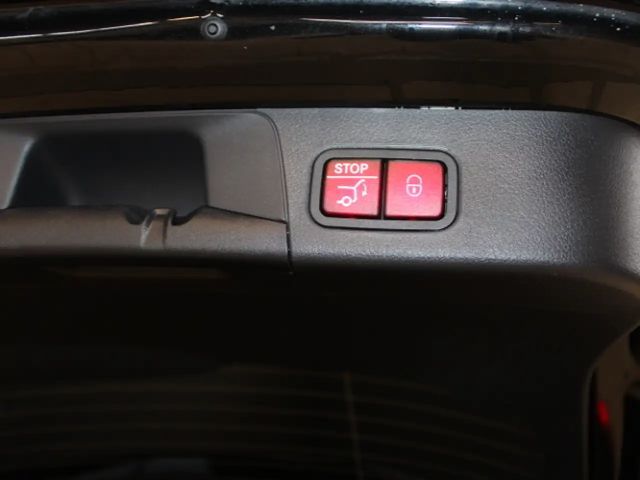 Mercedes-Benz B 180 AMG Line