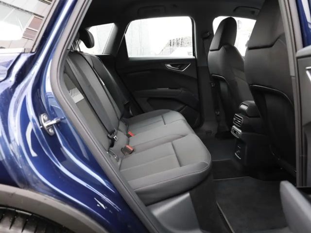 Audi Q4 e-tron 45 LED Navi+ AHK Sportsitze LM19