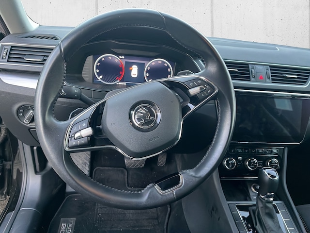 Skoda Superb 2.0 TDI Combi Style Style