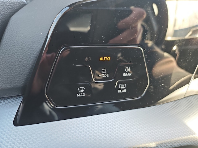 Volkswagen Golf 1.5 eTSI DSG Golf VIII