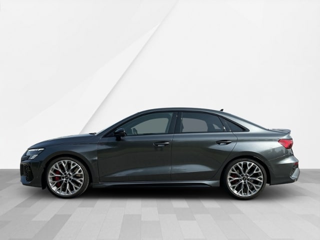 Audi RS3 Quattro S-Tronic Sedan