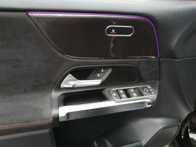 Mercedes-Benz GLB 200 AMG Line