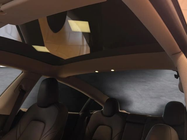 Tesla Model 3 Pano*ACC*WMP*ST-Heiz*R.Cam*Autopilot