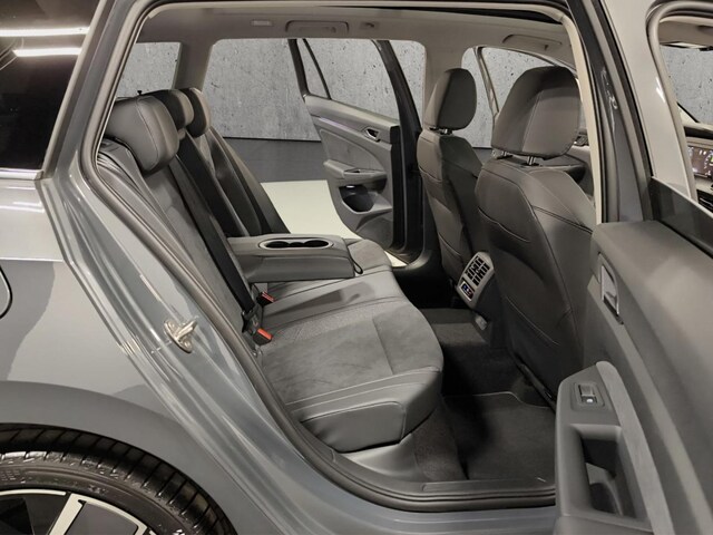 Volkswagen Golf 1.5 TSI DSG Style Variant