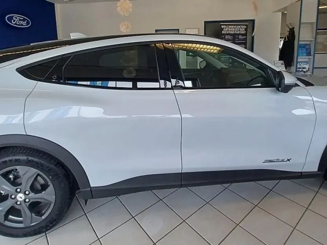 Ford Mustang Mach-E Extended range