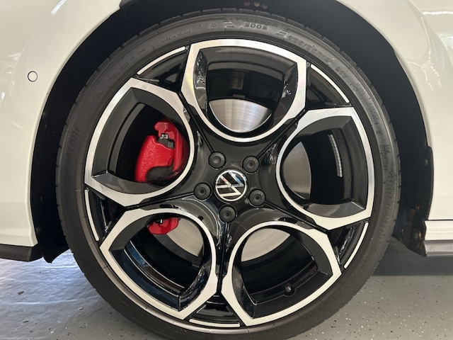 Volkswagen Golf 2.0 TSI DSG GTI IQ.Drive