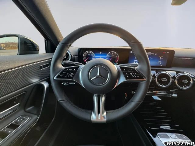 Mercedes-Benz A 180 Progressive