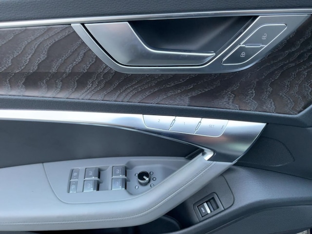 Audi A6 55 TFSI Quattro S-Tronic Sedan Sport