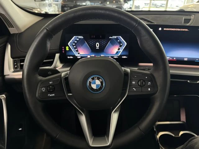 BMW X1 xDrive30 xLine el.Sitze°Headup°AdLED+Fwk°AHK