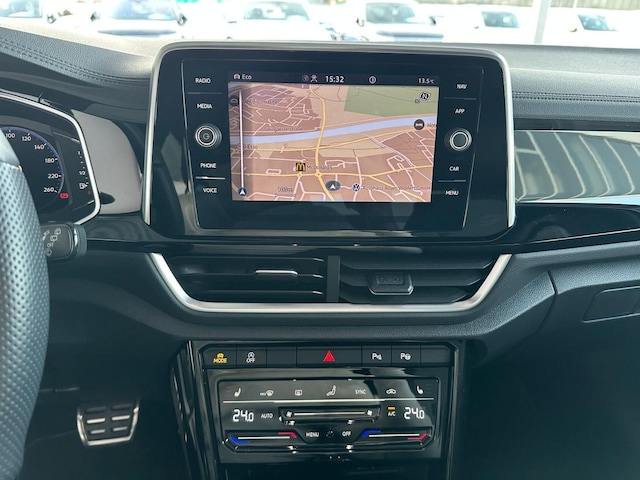 Volkswagen T-Roc 1.5 TSI DSG R-Line