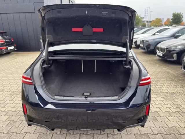 BMW i5 M-Sport Sedan eDrive40