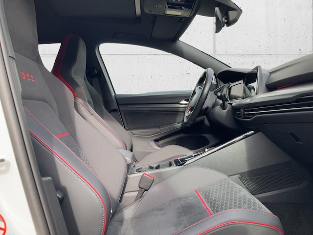 Volkswagen Golf 2.0 TSI Golf VIII