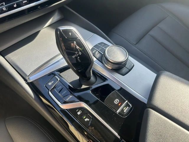 BMW 530 530e Touring xDrive