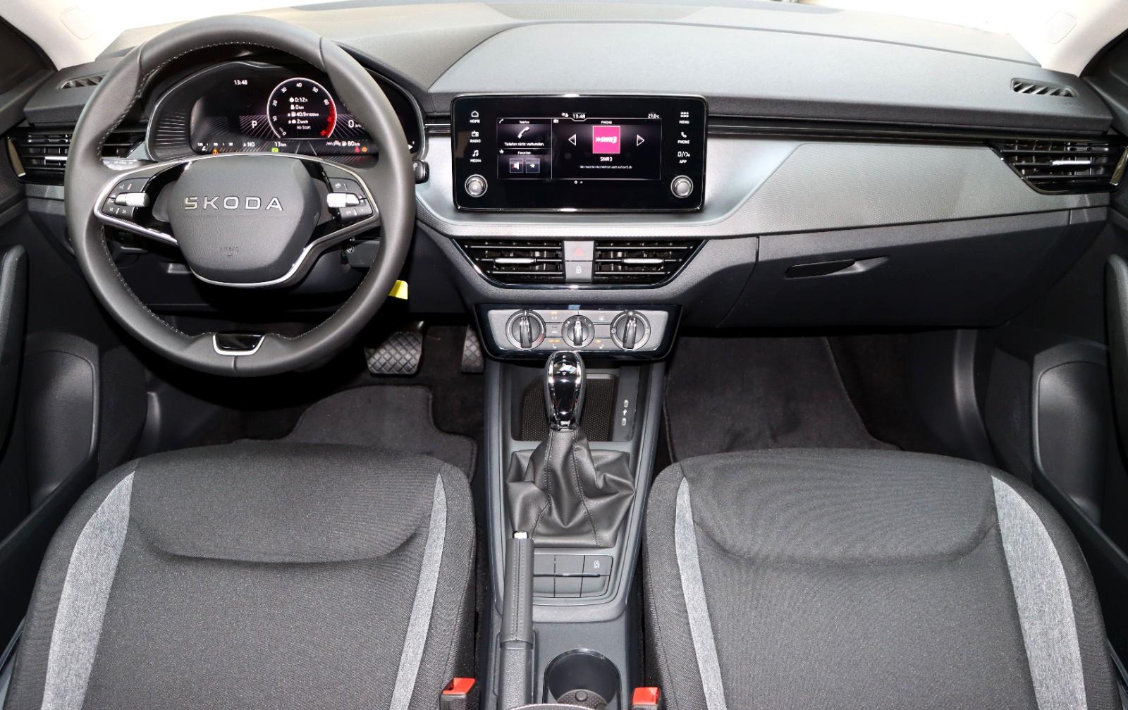 Skoda Scala 1.0 Essence DSG 116PS-AHK LED PDC Tempomat