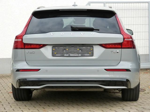 Volvo V60 AWD Dark Hybrid Ultra