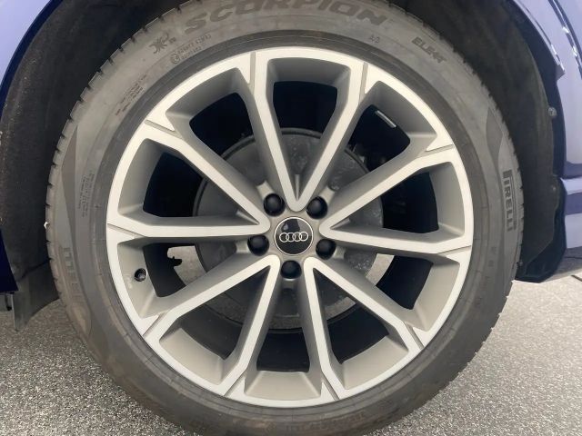 Audi Q4 e-tron Quattro