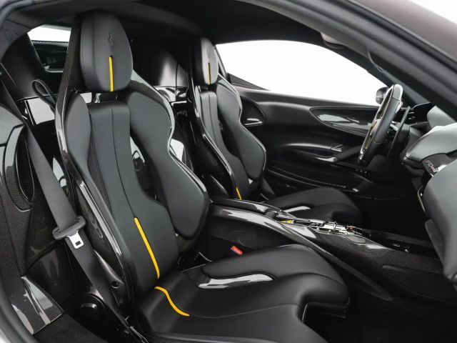 Ferrari SF90 Stradale