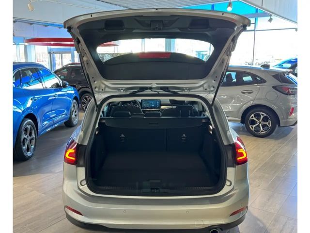 Ford Focus Titanium Wagon