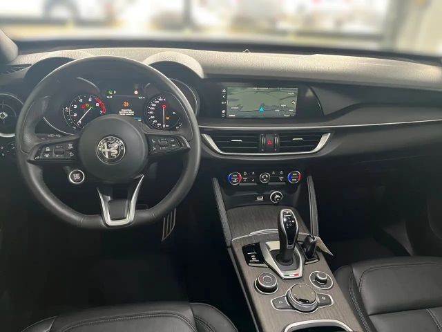 Alfa Romeo Stelvio AT8 Q4 TI