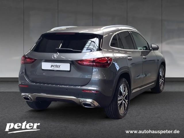 Mercedes-Benz GLA 200 Progressive