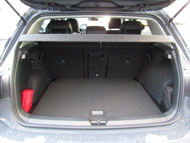 Volkswagen Golf 1.5 eTSI DSG