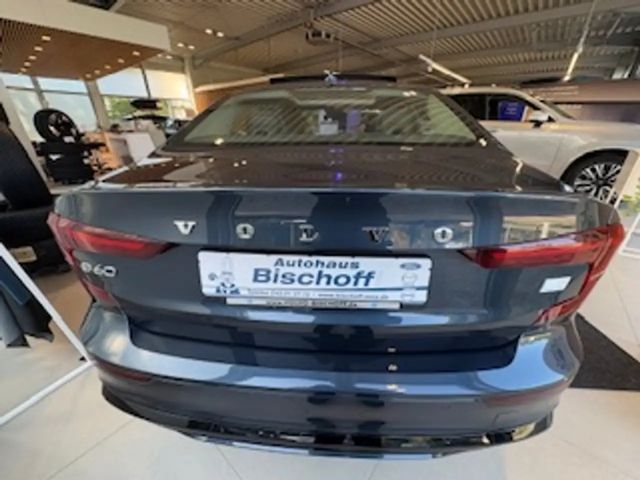 Volvo S60 AWD Dark Recharge Ultimate