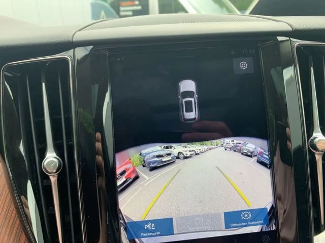 Volvo XC60 AWD Dark Plus T6