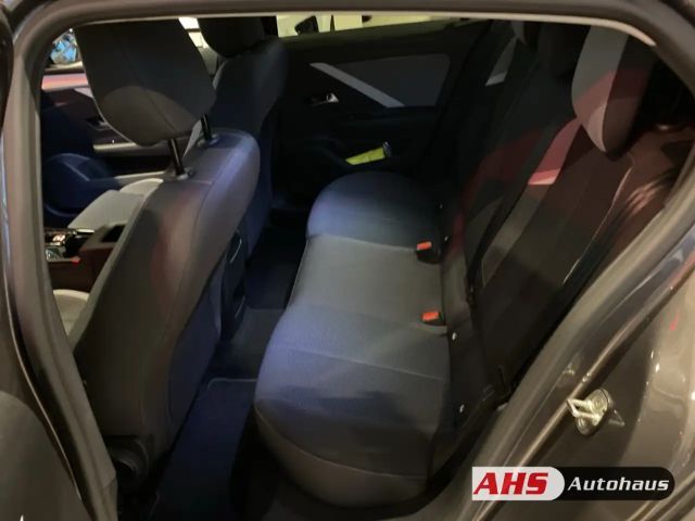 Opel Astra 1.2 Turbo Enjoy Turbo
